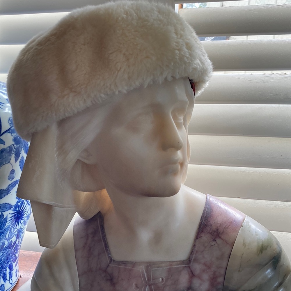 Genuine beaver fur pillbox hat